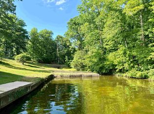 400 Robbins Beach Rd, Killen, AL 35645