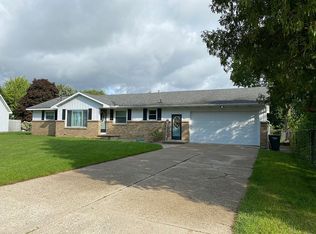 7451 Westwood Dr, Jenison, MI