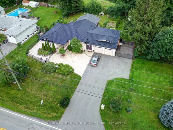 178 Carlisle Rd, Hamilton, ON L0R 1H2