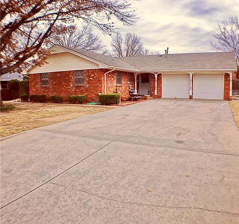 1st image of 408 SW 63rd Pl
