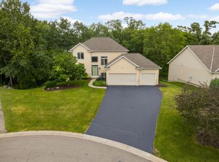 16098 Kennard Ct, Lakeville, MN 55044