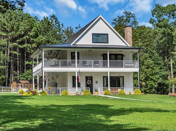 415 River Bluffs Dr #1