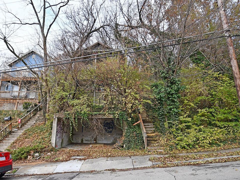 2nd image of 2863 Marshall Ave