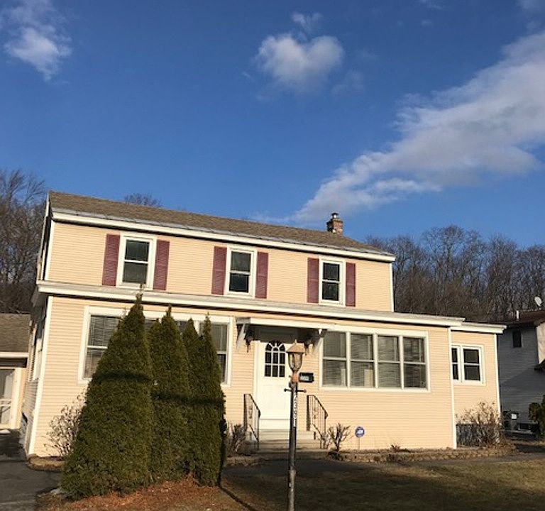 2nd image of 2391 Curry Rd
