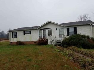 951 James E Baker Ln, Kinston, NC 28504