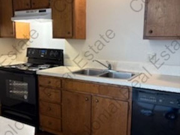5th image of 2121 Gladstone St APT 7