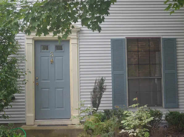 3 Lyon Ln #196, Franklin Park, NJ 08823