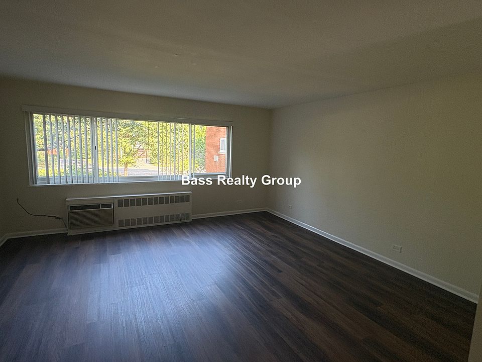 1st image of 4809 Conrad St #L1