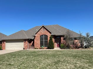1507 Windmill Ridge Dr, Shawnee, OK 74804