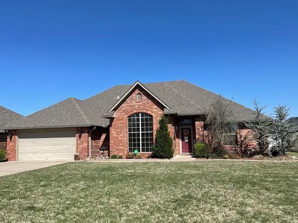 1507 Windmill Ridge Dr, Shawnee, OK 74804