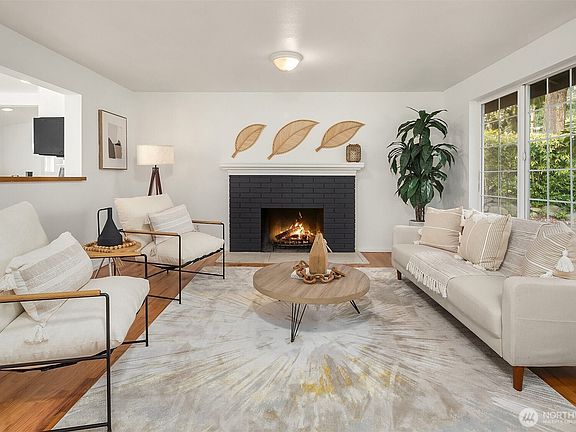 4th image of 6204 176th Street SW