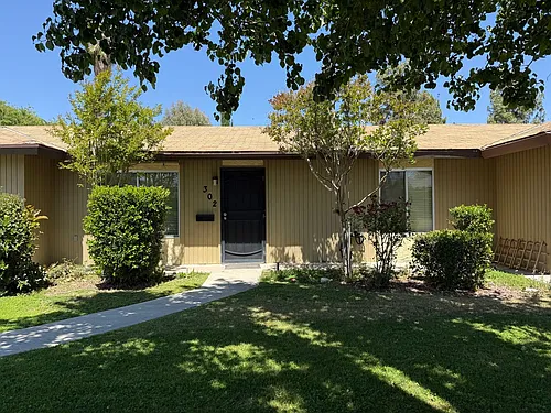 302 Calvin St Photo 1