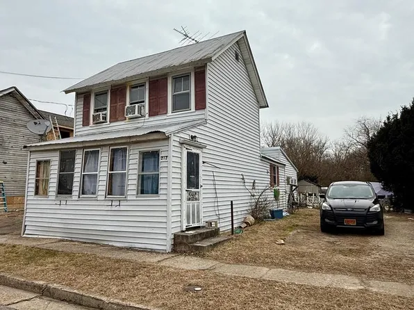 212 Crane St, Millington, MD 21651