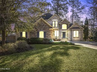 1388 N Middleton Dr NW, Calabash, NC 28467