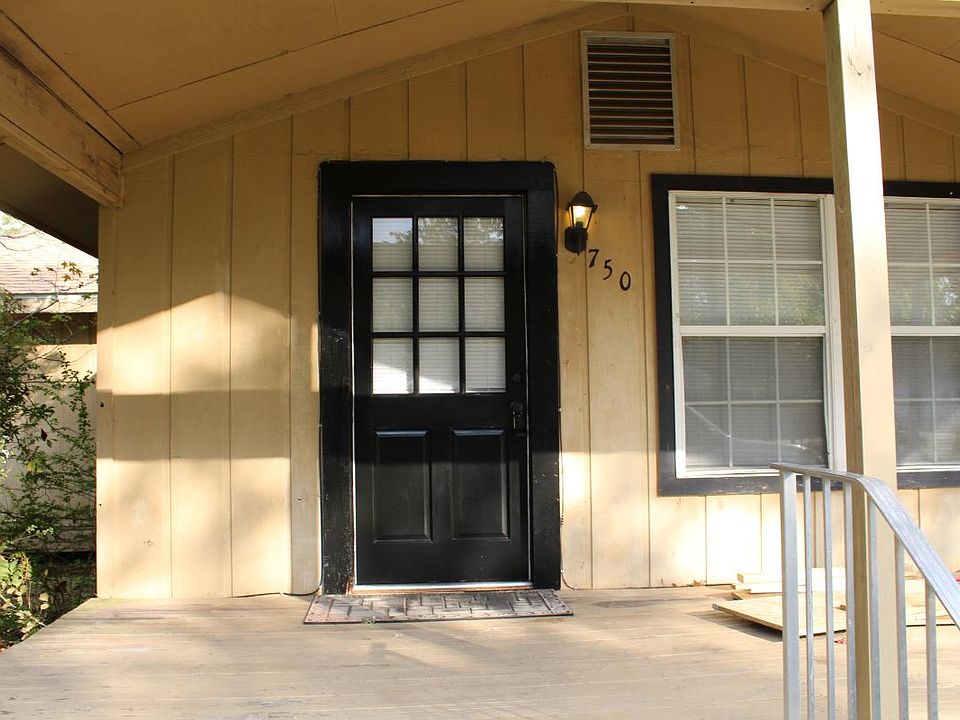 1st image of 750 Helen Ln