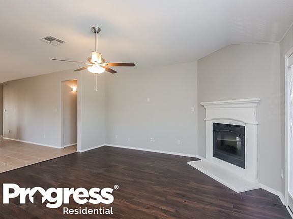 5th image of 705 Candelila Dr