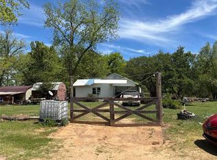 1231 M Cole Rd, Effie, LA 71331