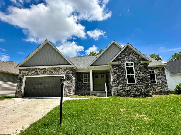 122 Mountain Ln, Morgantown, WV 26501