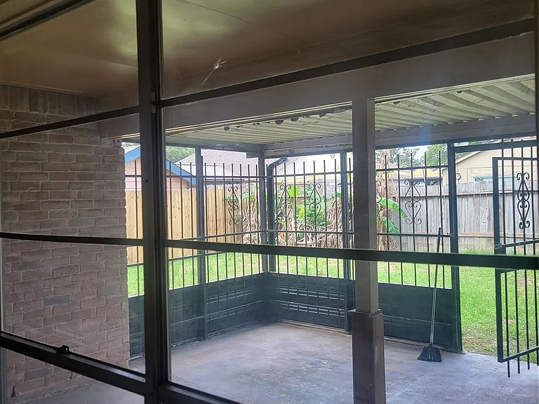 19330 Cypress Bay Dr — Photo 23
