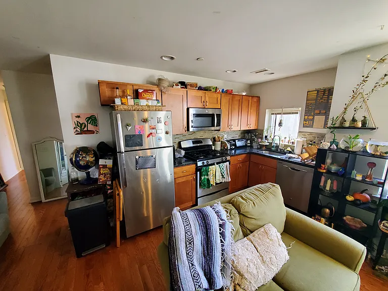 1822 W Norris St #B — Photo 9