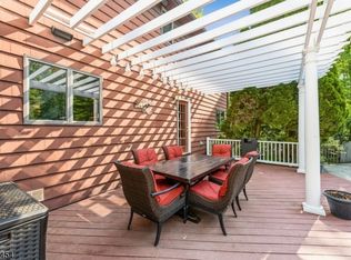 20 Tomahawk Path, Ringwood, NJ 07456