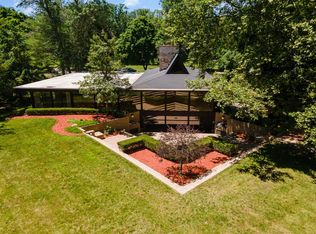 3600 Valley Dr, Midland, MI 48640