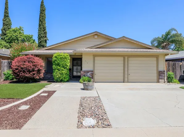 612 S Madsen Dr, Ripon, CA 95366