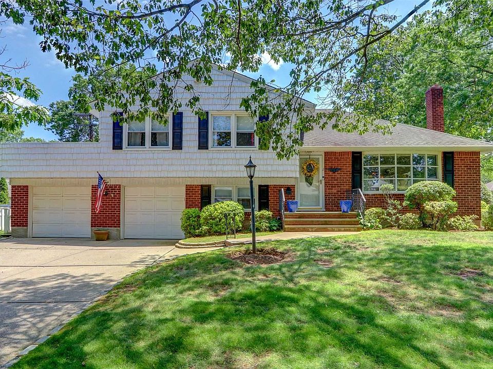 1st image of 2 Iris Ln