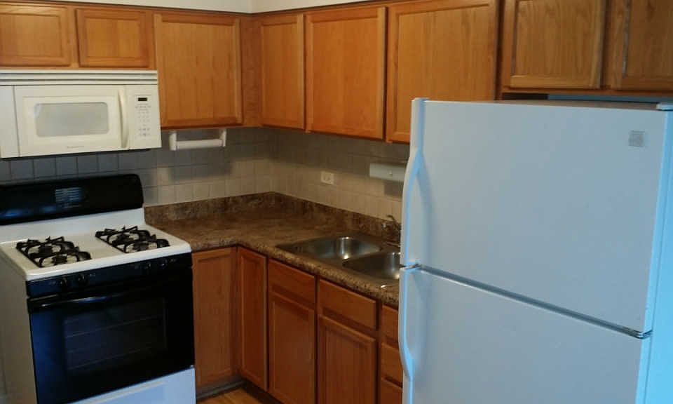 1st image of 10020 Holly Ln