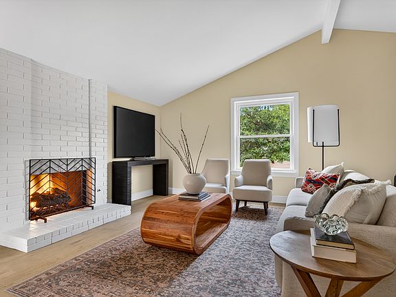 5th image of 6806 Rearden Rd