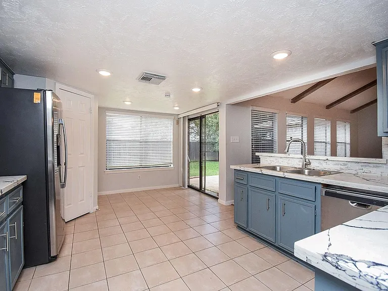 14418 Royal Hill Dr — Photo 9