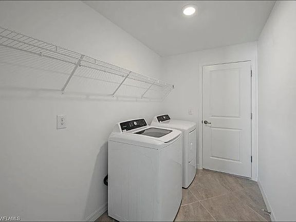 4th image of 1700 NE 6th Pl