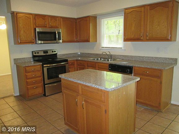 5th image of 1203 Trillium Ct