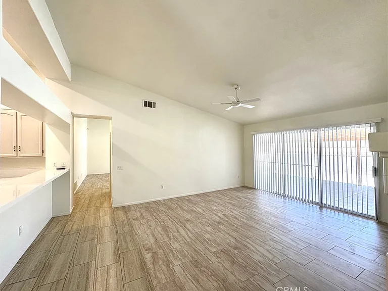 12789 Yorkshire Dr — Photo 5