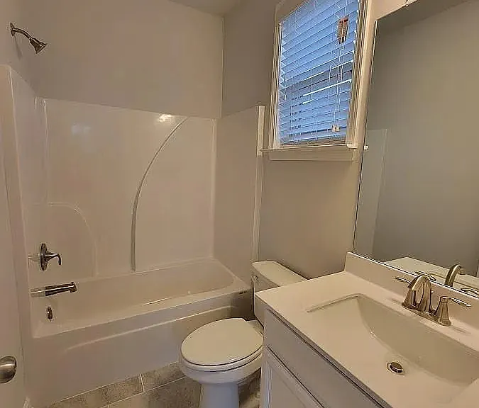 604 Cunninghame Ct — Photo 11