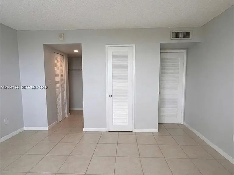 2841 NE 163rd St #606 — Photo 3