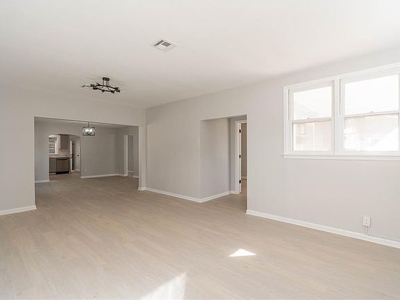 4th image of 311 N McKinley Ave