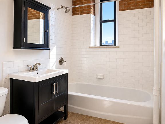 5th image of 30-15 33rd St #5