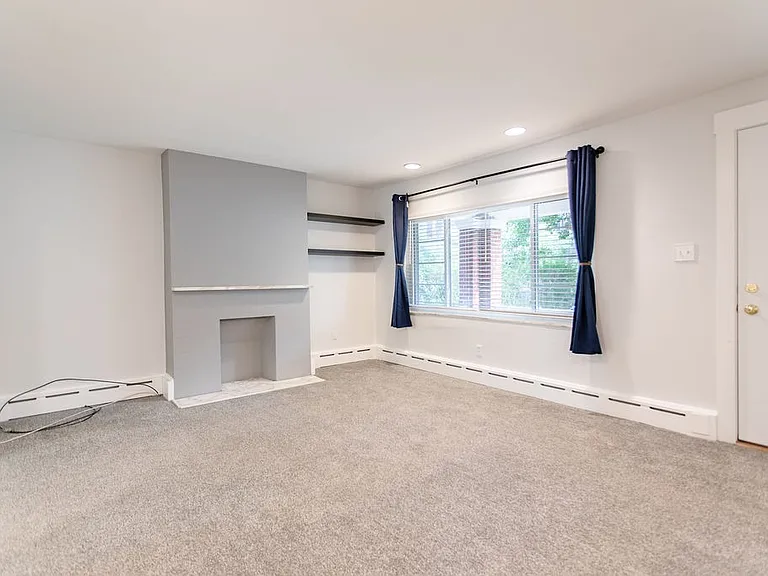 6331 Alderson St — Photo 4