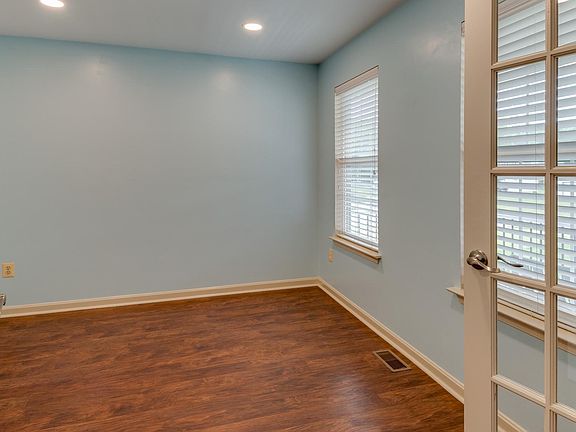 4th image of 45966 Blue Jay Ct