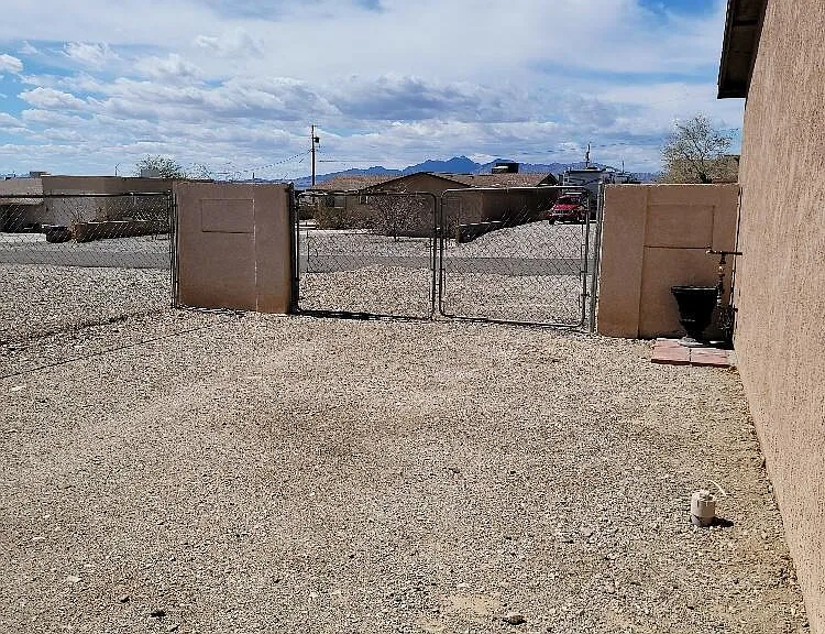 830 Falcon Dr — Photo 21