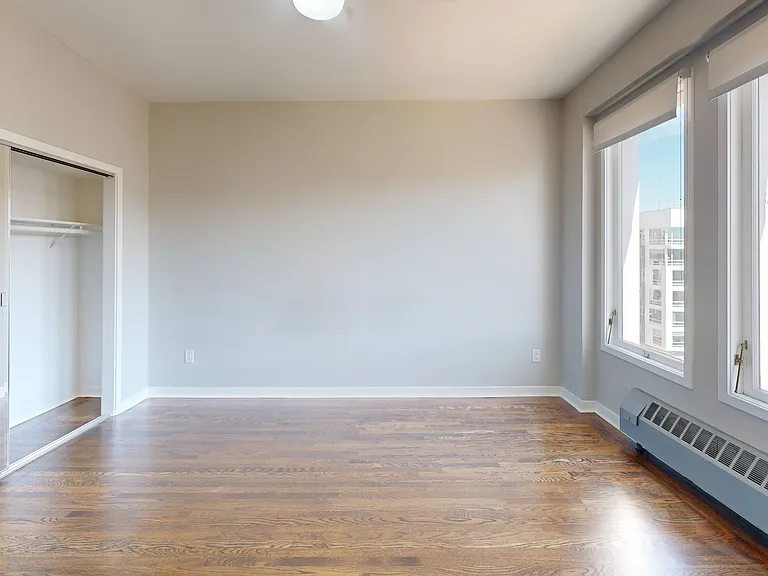 1735 Van Ness Avenue — Photo 17