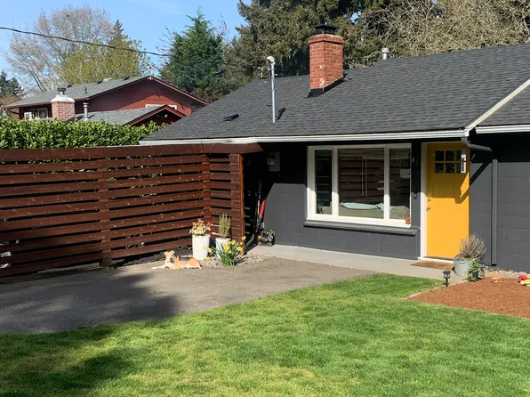 20020 3rd Ave S, Seattle, WA 98198