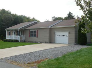 303 Elm St, Jermyn, PA