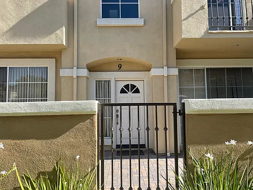 9 Theatre Ln Photo 1