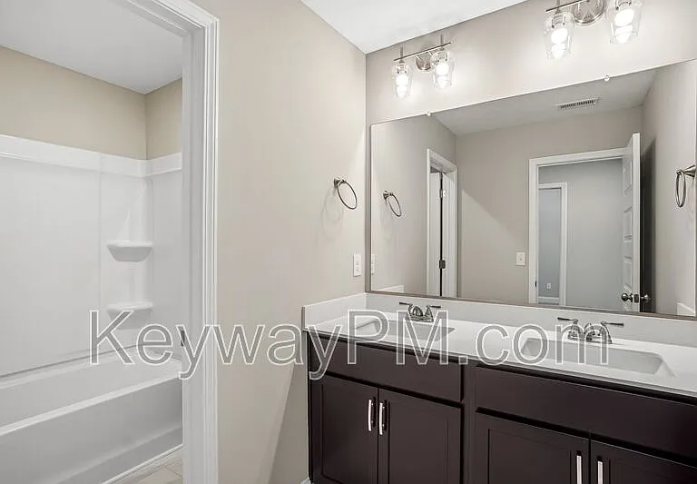 2106 SE Denmark Ave — Photo 20