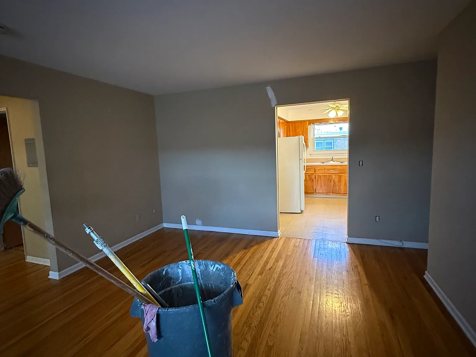 16 Cuozzo St — Photo 2