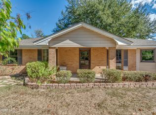 5746 Adams Station Rd, Edwards, MS 39066