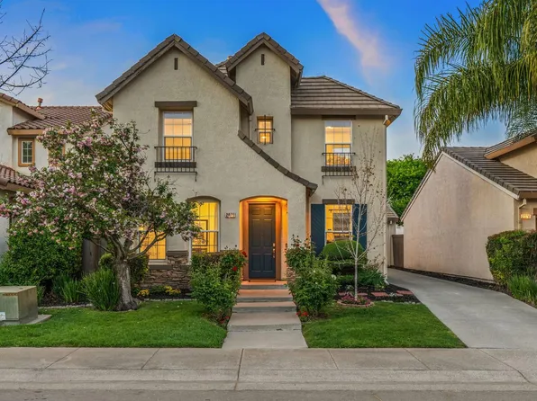 2070 Fenmore Way, Sacramento, CA 95835