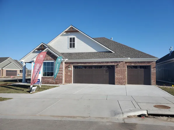 203 W Pepper Tree Rd, Andover, KS 67002